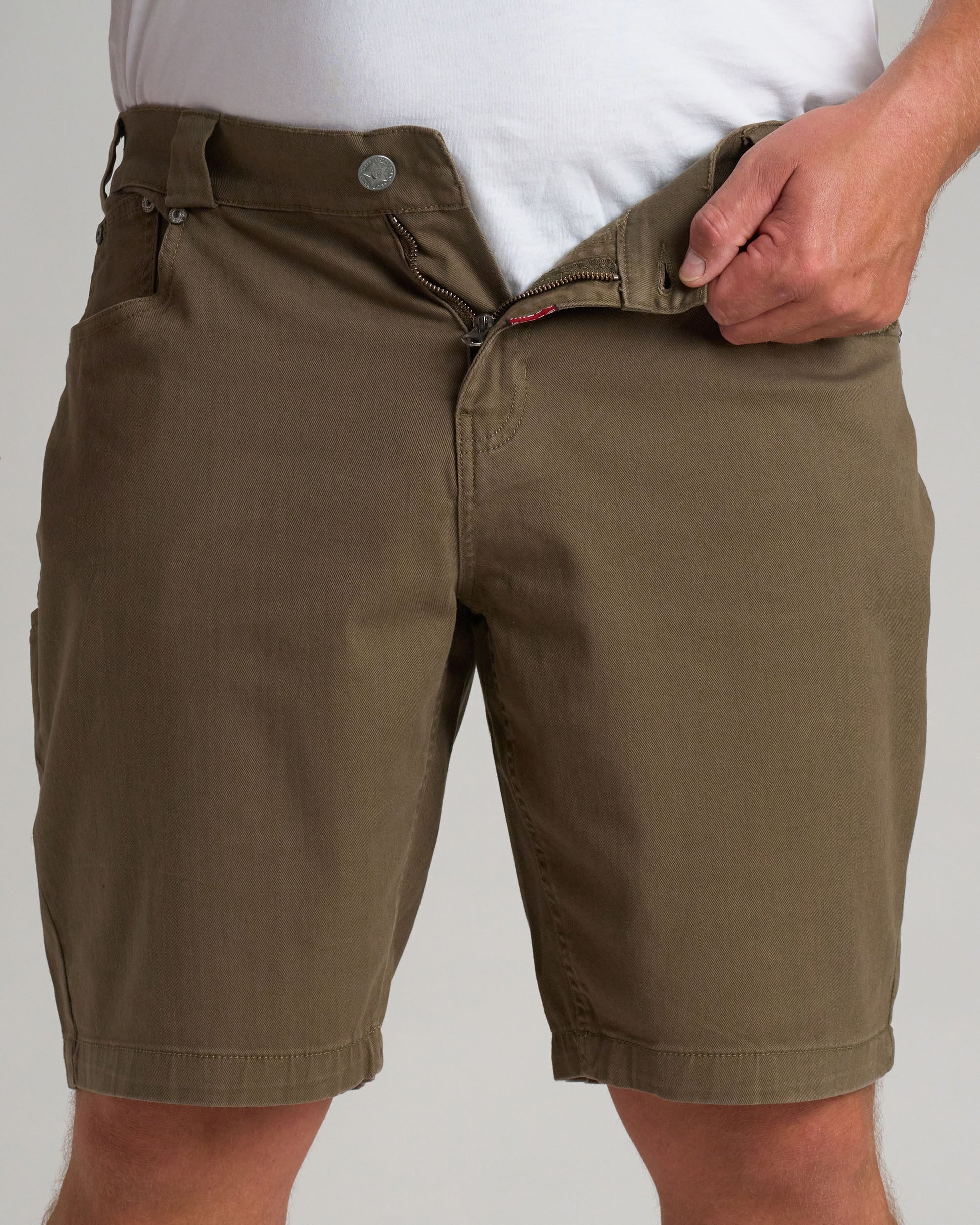 Férfi rövidnadrág BARRET KHAKI