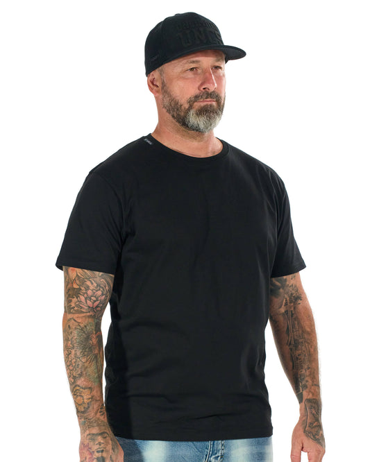 Férfi póló BASIC V BLACK