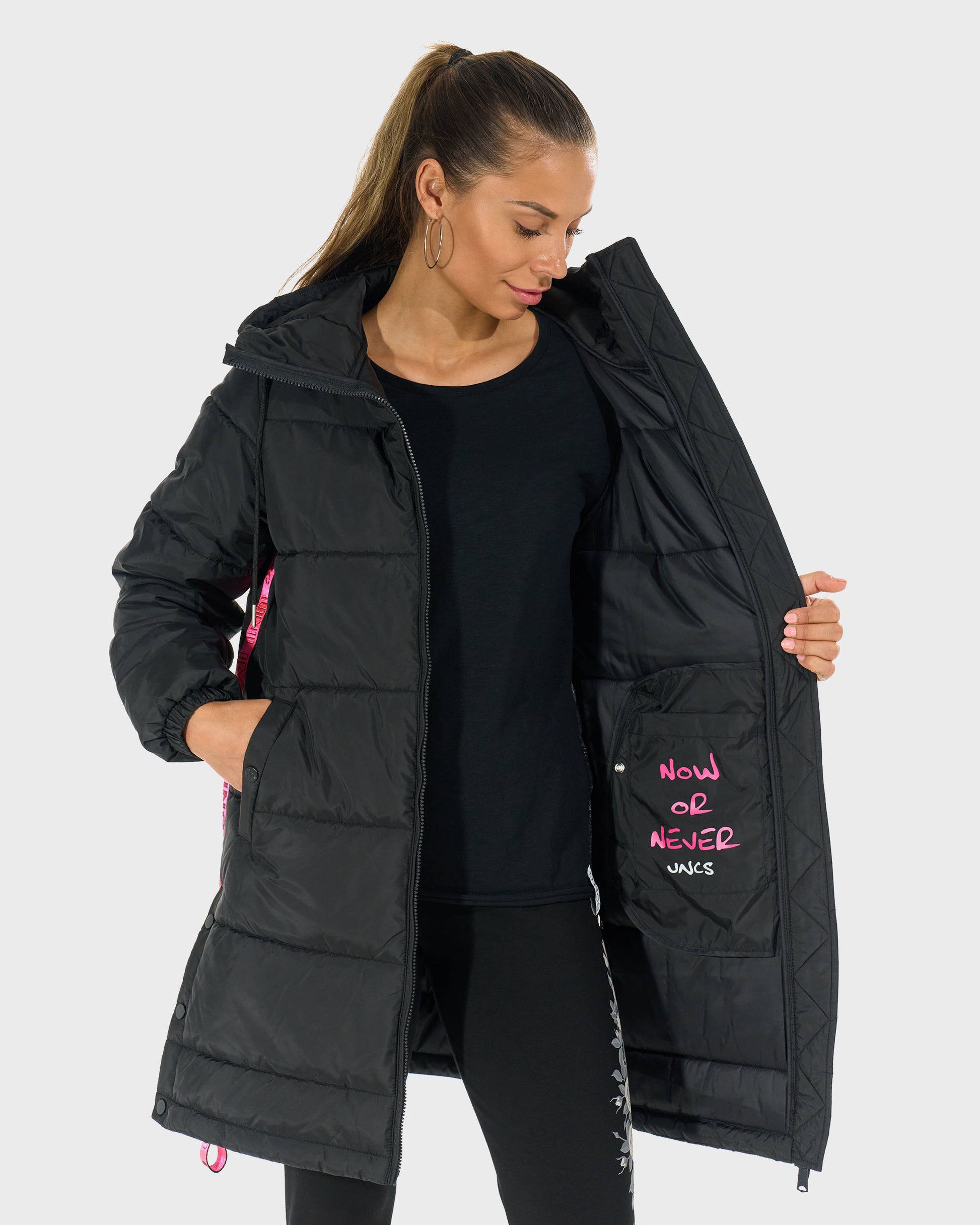 Női dzseki SARAH BLACK