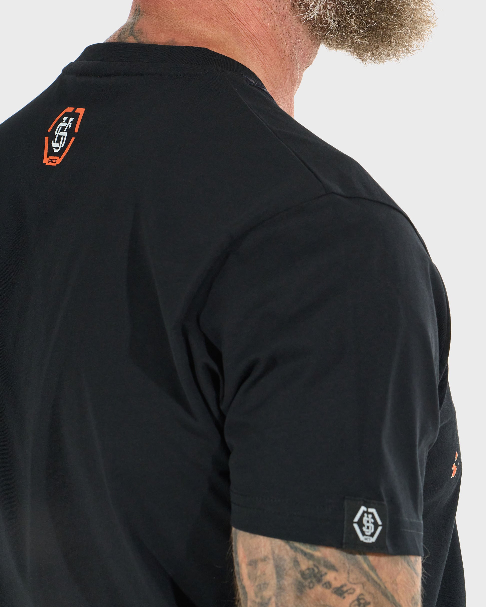 Férfi póló RODNEY III BLACK/ORANGE