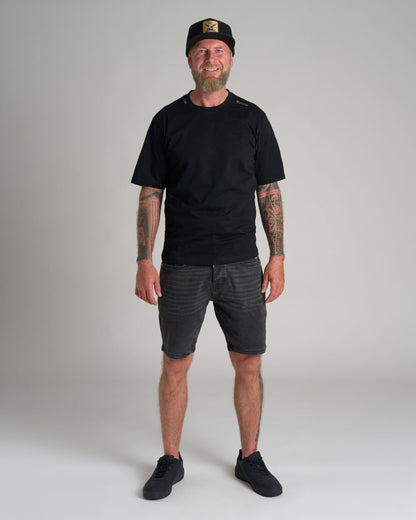 Férfi póló UNLIMITED (OVERSIZE) BLACK/GOLD